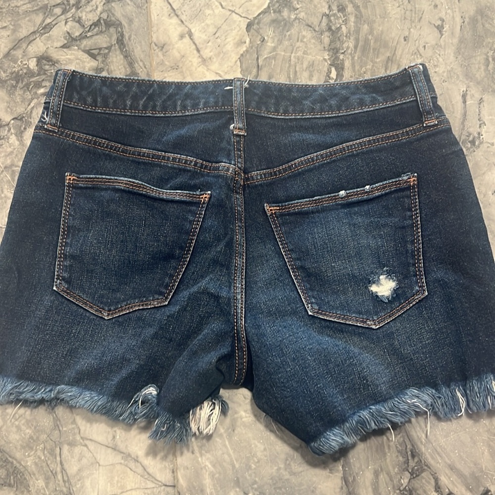 Universal Thread High Rise Shorties Size 2 - Picture 2 of 2